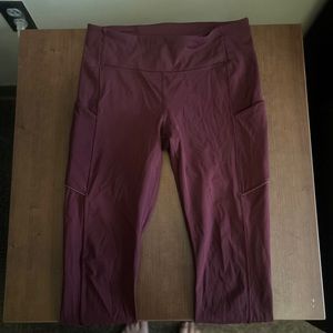 Maroon lululemon leggings size 8 in very good condition